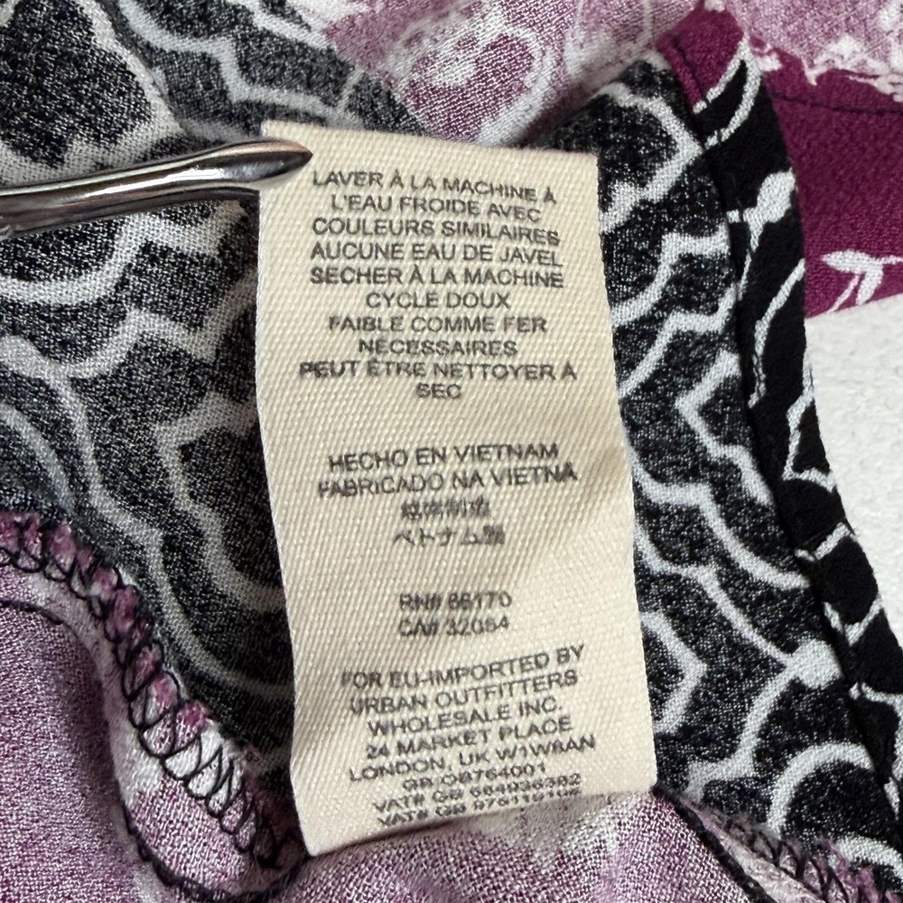 Free People Dream Darlin' Tank Womens L Black Floral Camisole V-Neck Rayon - Picture 6 of 8